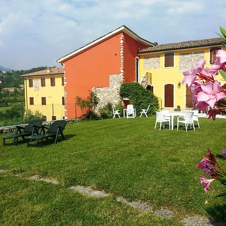 Corte Del Bosco Aparthotel