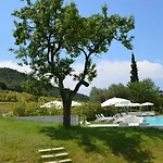 アパートホテル Corte Del Bosco ガルダ