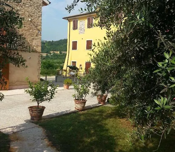 Lejlighedshotel Corte Del Bosco Garda (Verona)