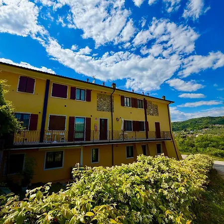 Aparthotel Corte Del Bosco Garda (Verona)